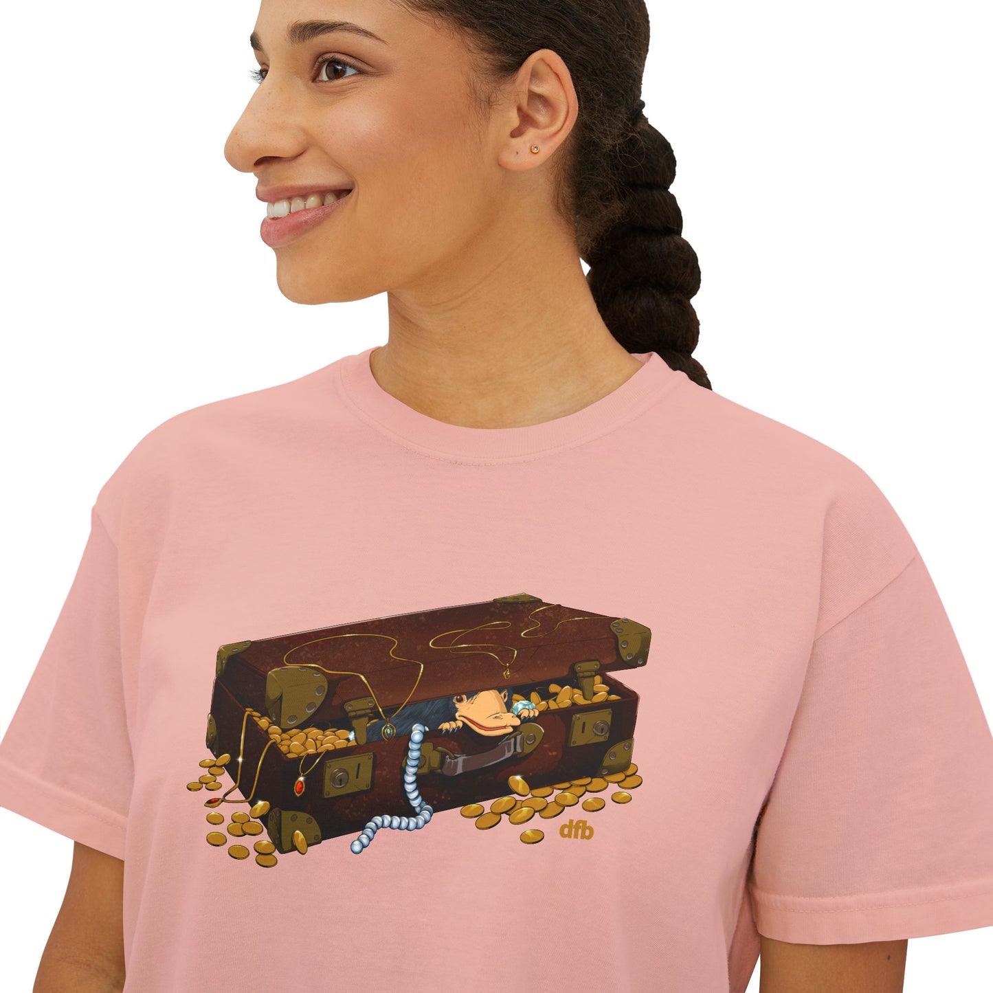 Niffler in a Suitcase - Women's Boxy Tee