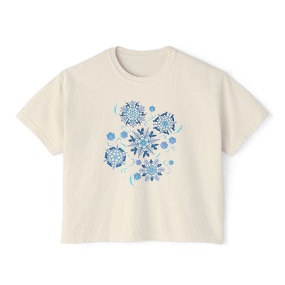 Merry Menagerie Snowflakes - Animal Kingdom's Puppets - Women's Boxy Tee